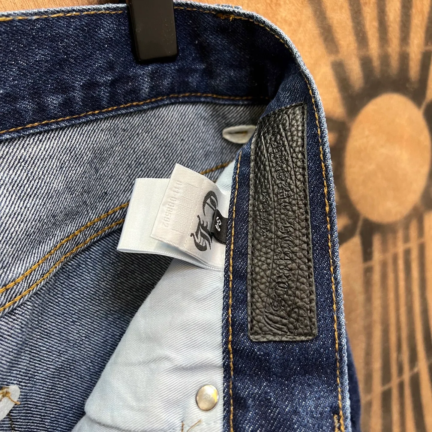 P720 Wang Zha has a new one! Heavy 15.5oz! Kill all market versions instantly! Price bottomed out chrome hearts limited series new city limited jeans Chrome Hearts city limited jeans vintage levis American made 501 505 517 base version remake Levis American made 501 base version imported sheepskin 925 silver remake Customers provide waist and pants length or height and weight The studio will select the most suitable base version for you to remake There are many people doing remakes in the market Don't belittle or comment The difference is visible to the naked eye See more and compare yourself #CHROME HEARTS Unisex style